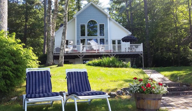 Lake Winnipesaukee Waterfront Cottage - ONLY on VRBO!