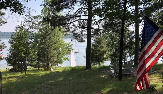 Lakefront 3BR Cabin on Peaceful Gladstone Lake near Nisswa & Brainerd, MN