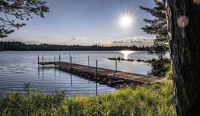 Lakefront Adirondack Cabin w Private Dock, Kayaks & Stunning Views