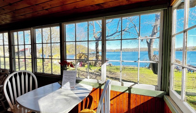 Lakefront Cabin w/Dock & Kayaks, Peaceful MN Getaway. Cozy Charm - Cabin 2