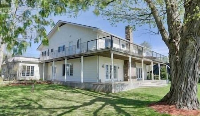Lakefront Cottage w/Hot Tub, 30 Guests 8000 sq ft