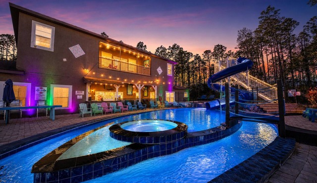 Lakefront Estate · Pool & Waterslide · Sleeps 45