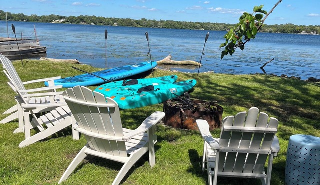 Lakefront Getaway