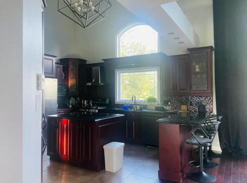 Lakefront House 25 minutes from downtown Ottawa-Gatineau