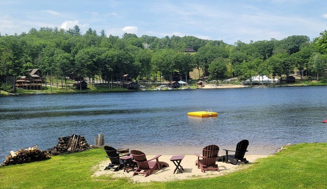 Lakefront Luxury Home on Horace Lake