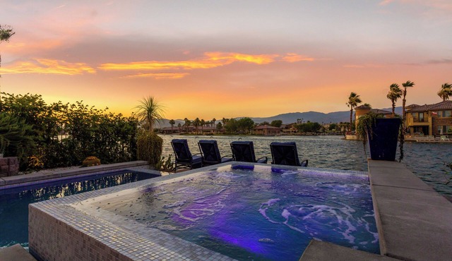 Lakefront Pool Retreat.Coachella Chic at Terra Lago