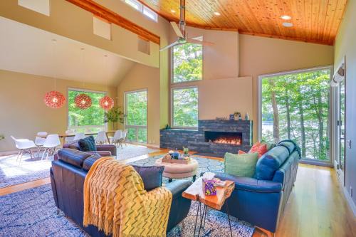 Lakefront Roxboro Home w/Private Dock!