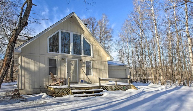 Lakes of the North Home on Snowmobile & ATV Trail!