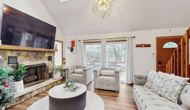 Lakeside Chalet with Hot Tub, Fire Pit & Game Room
