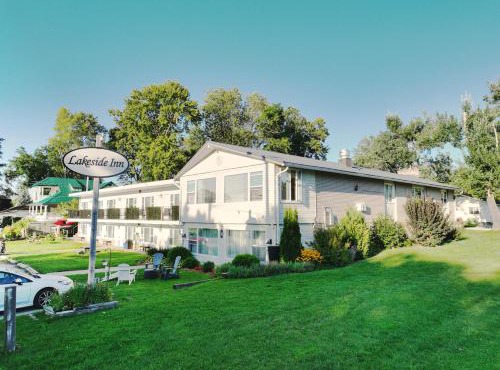 Lakeside Inn