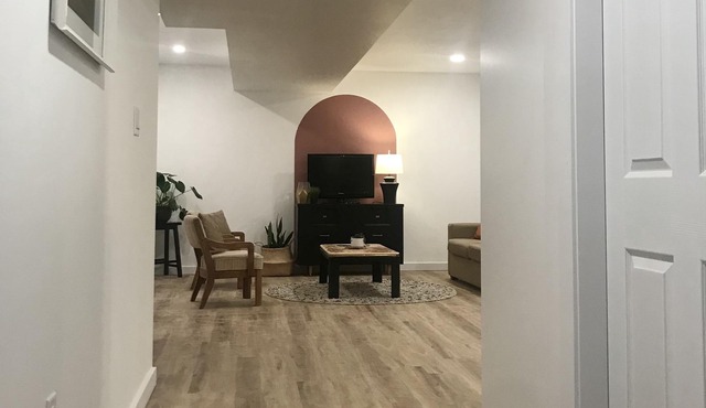 Lakeside Suite - Two bed, Two bath Suite in Nelson