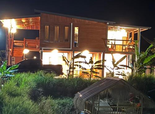 Lakeside Thai wooden House