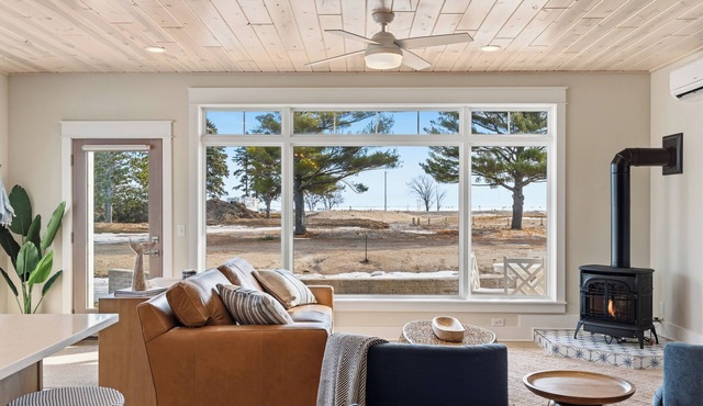 Lakeview 3-Unit Coastal Haven Sleeps 12