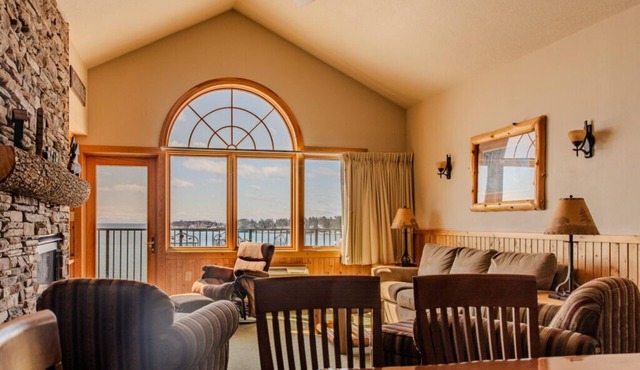 Lakeview Burlington Bay Two bedroom Suite