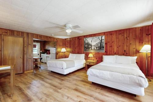 Lakeview Cottage - Unit 305