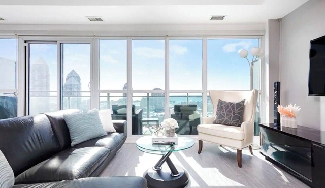 LakeView Oasis