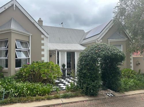Lalla's Cottage