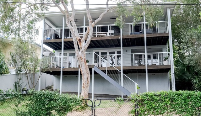 Lambeth Walk Beach Home Bundeena