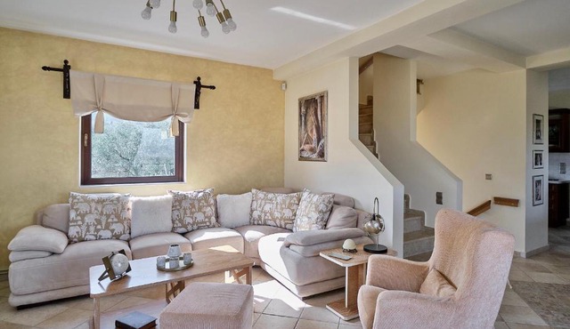 LaMia Casa in Central Greece