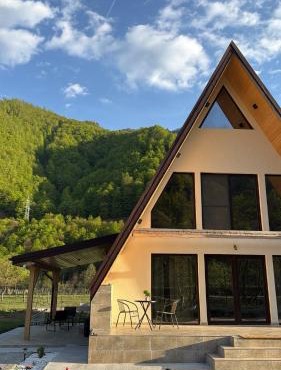 LaMonte Retreat