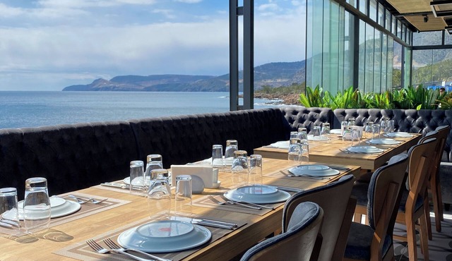 Lamoya Suites
