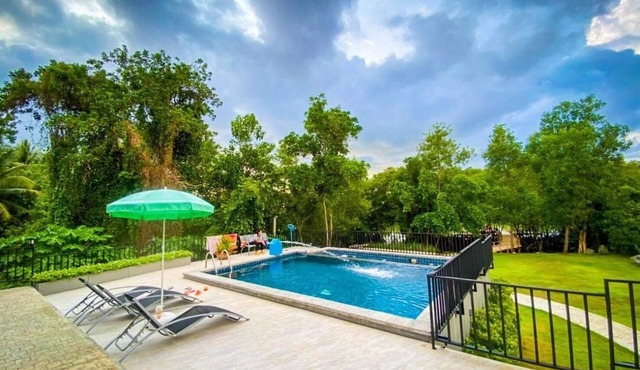 LAN LAY Resort