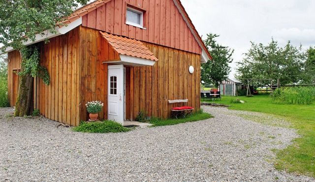 Landhüsli Illmensee on Horse Farm with Sauna and Garden