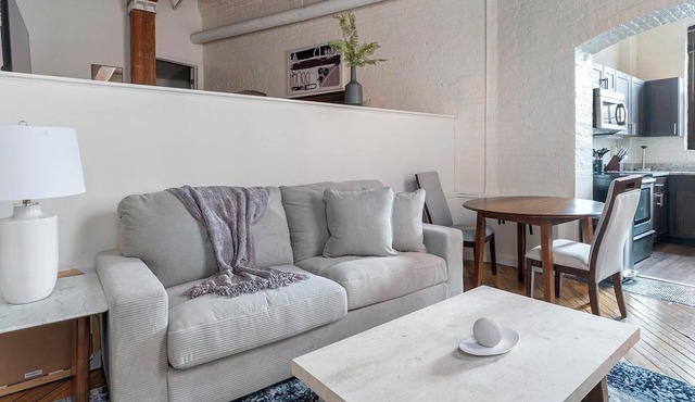 Landing | Amazing 1BD, Gym, Courtyard