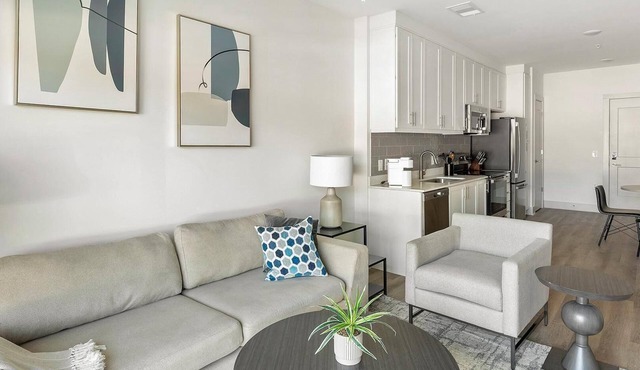 Landing | Amazing 1BD, Clubhouse, Gym