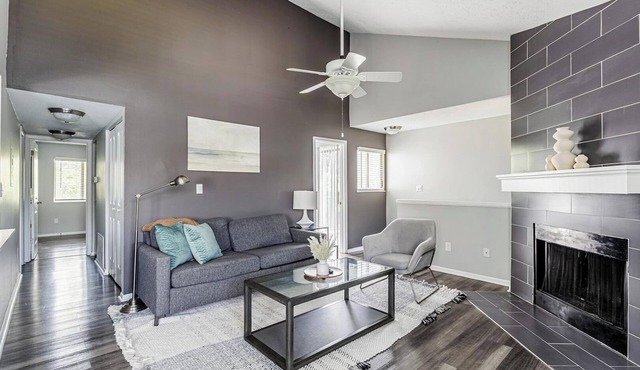 Landing at Riverbend - 1 Bedroom in Castleton