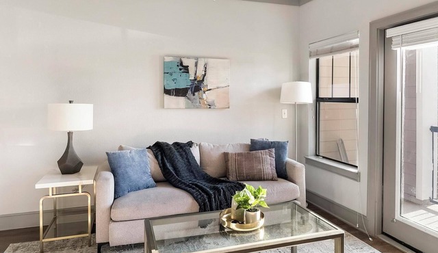 Landing | Beautiful 1BD, Clubhouse