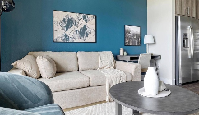 Landing | Beautiful 1BD, Courtyard, Pool