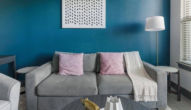 Landing | Beautiful 1BD, Gym