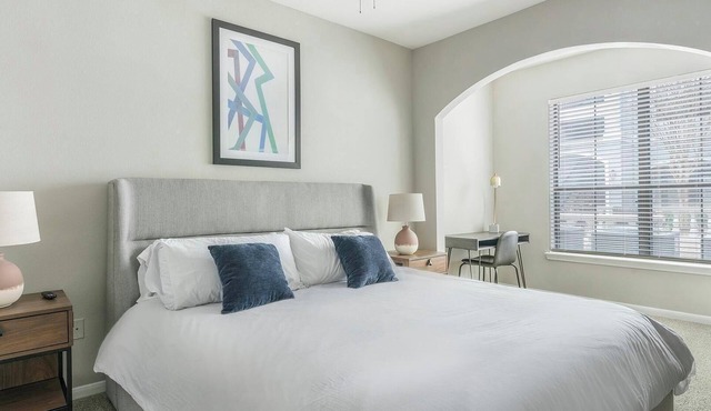 Landing | Beautiful 1BD, Pool, Gym