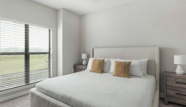 Landing | Beautiful 1BD, Pool, Courtyard