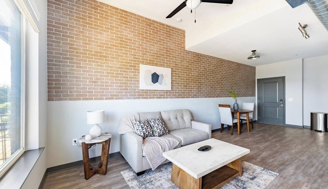 Landing | Beautiful 1BD, Gym, Yoga Studio
