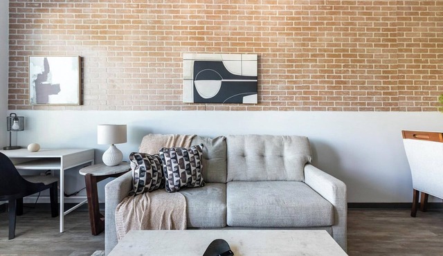 Landing | Beautiful 1BD, Yoga Studio, Game Room