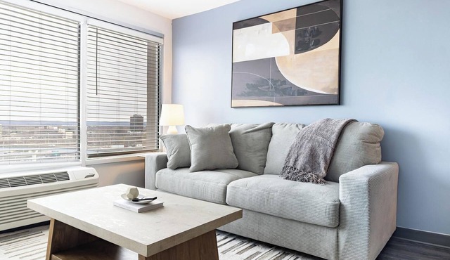 Landing | Beautiful 1BD, Yoga Studio, Gym