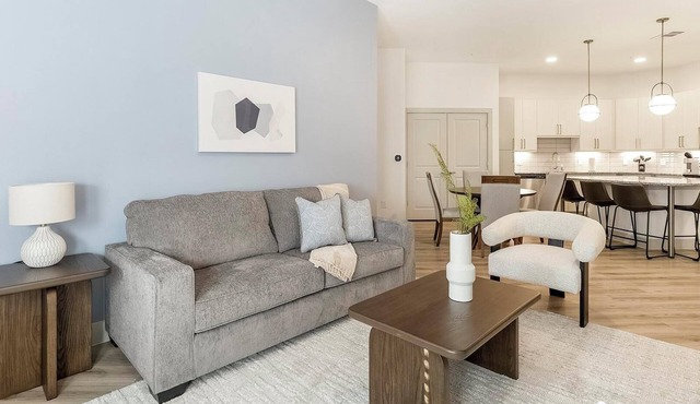 Landing | Beautiful 2BD, Courtyard, Gym