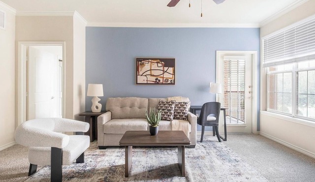 Landing | Beautiful 2BD, Gym, Clubhouse
