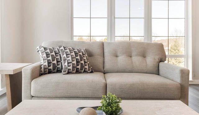 Landing | Beautiful 2BD, Yoga Studio, Gym