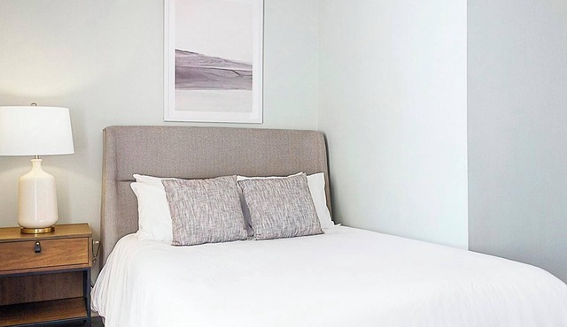 Landing | Beautiful Studio, Game Room, Pool