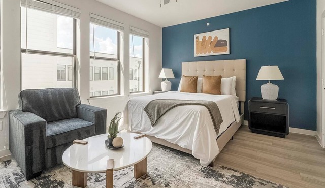 Landing | Beautiful Studio, Pool, Gym