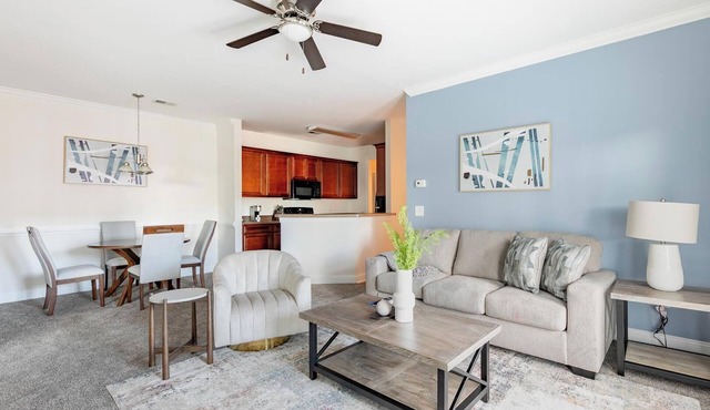 Landing | Beautiful 2BD, Gym, Clubhouse