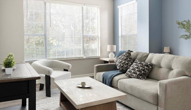 Landing | Chic 1BD, Gym, Clubhouse