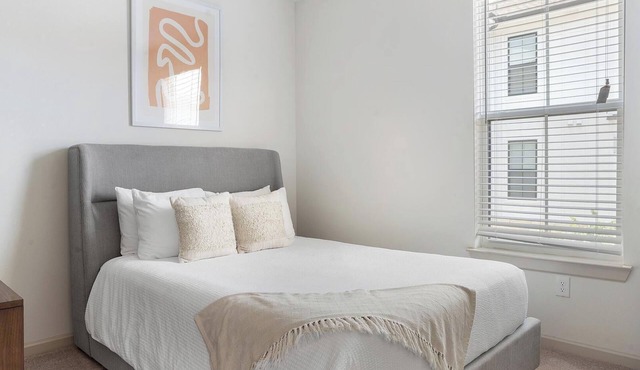 Landing | Chic 1BD, Game Room, Pool