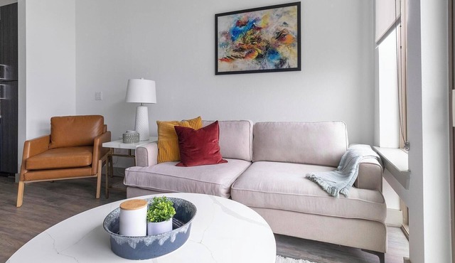 Landing | Chic 1BD, Game Room, Clubhouse