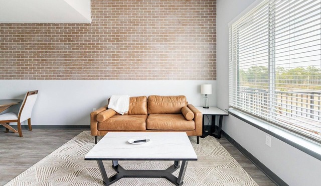 Landing | Chic 1BD, Game Room, Pool