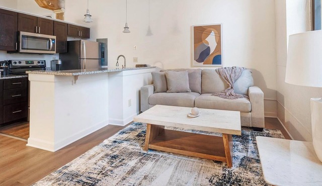 Landing | Chic 1BD, Gym, Courtyard