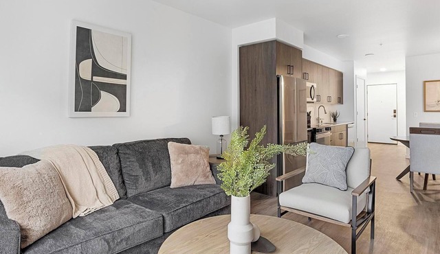 Landing | Chic 1BD, Gym